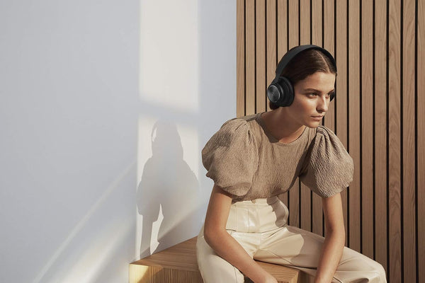 Bang & Olufsen Beoplay H4 (2nd Gen) Over-Ear Wireless Headphones – Matte Black | Premium Sound & Comfort